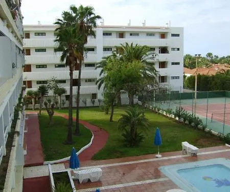 Apartahotel Teneguia 3*